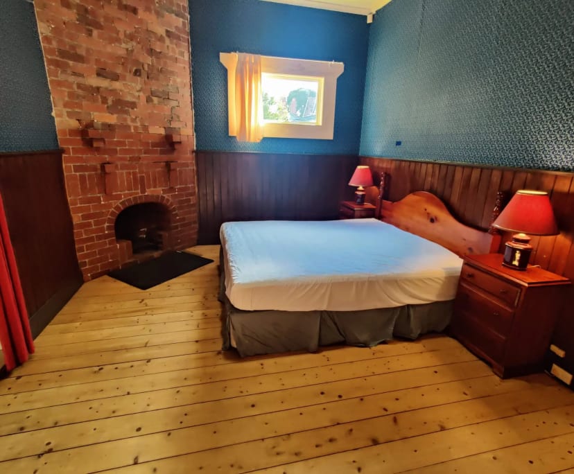 Room with ensuite in a share house