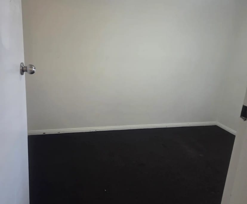 Whole property with 3 rooms for rent