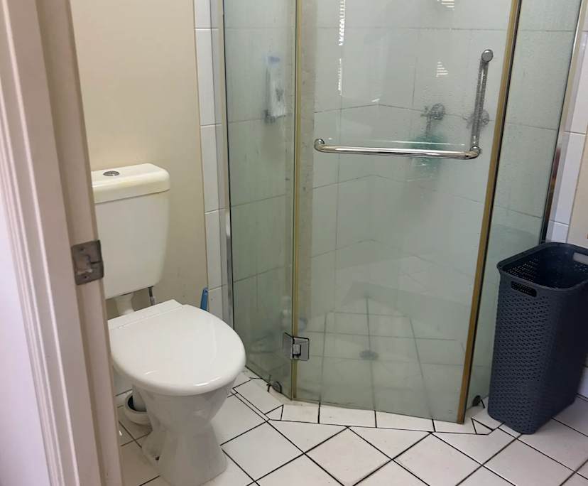 Furnished room with own bathroom