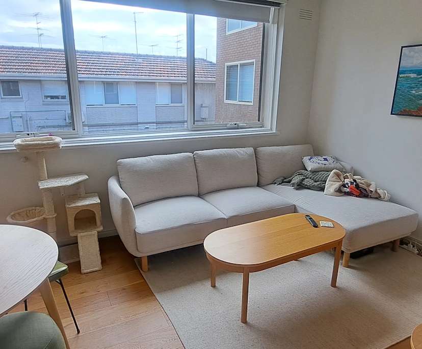 Unfurnished room in a share house