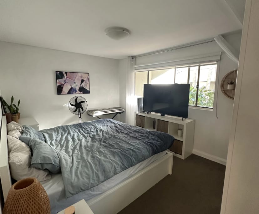 Room for Rent in Woolloomooloo, Sydney 450, Furni...
