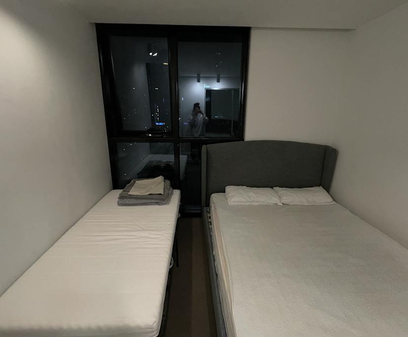 Furnished room with own bathroom