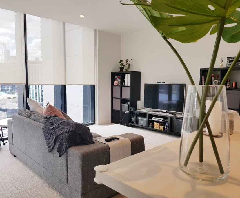 Furnished room with ensuite in a flatshare