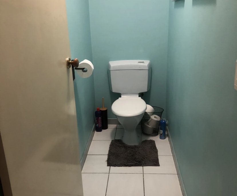 $200, Share-house, 3 bathrooms, Altona VIC 3018