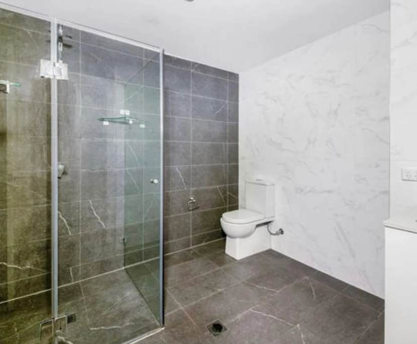 $350, 1-bed, 1 bathroom, Wolli Creek NSW 2205