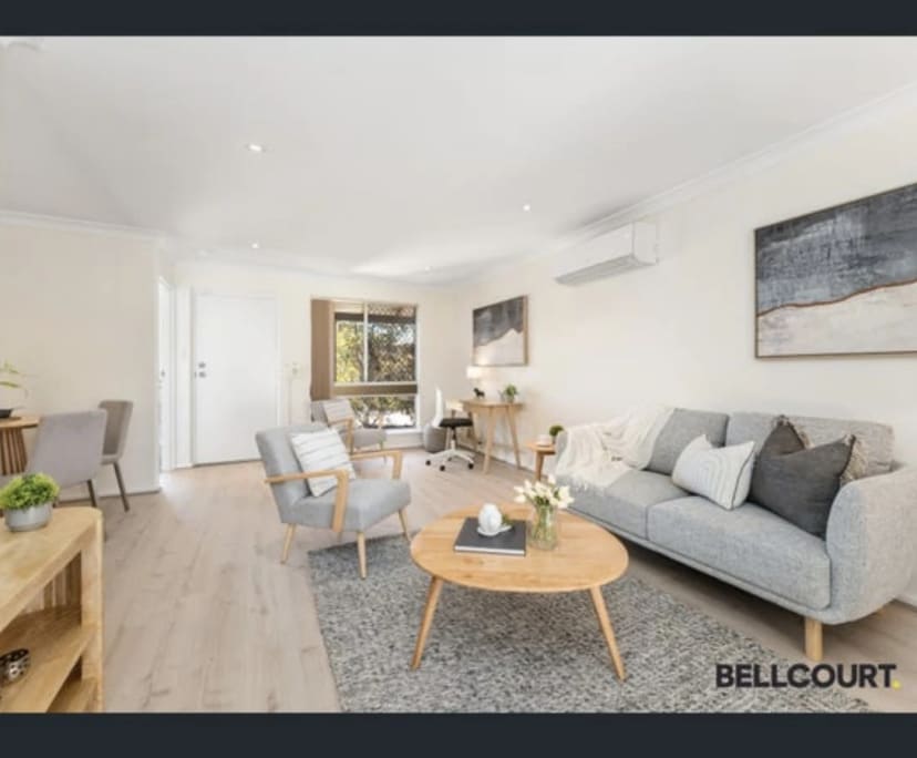 Unfurnished room in a flatshare