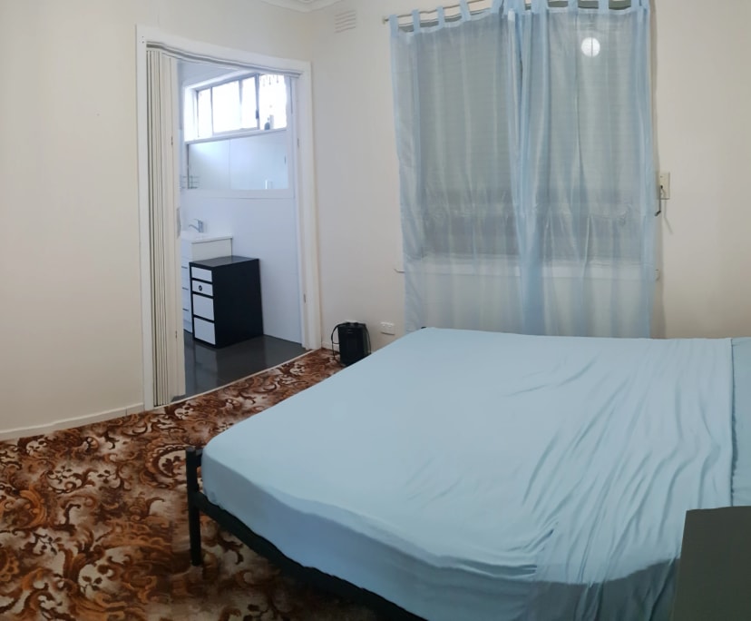 Room for Rent in Saint Albans, Melbourne 230, Fur...