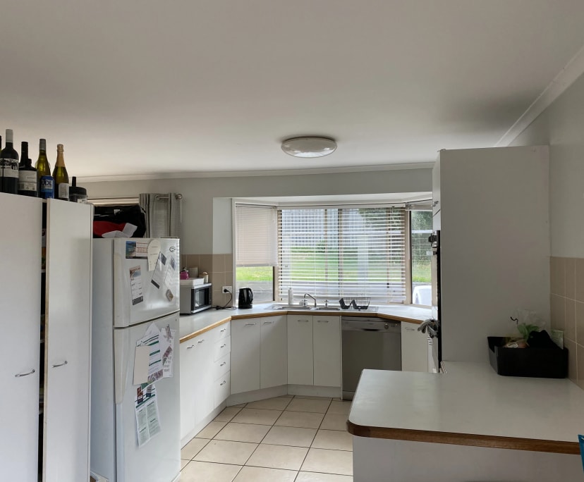 Room for Rent in Noosa Heads, Sunshine Coast 220,...