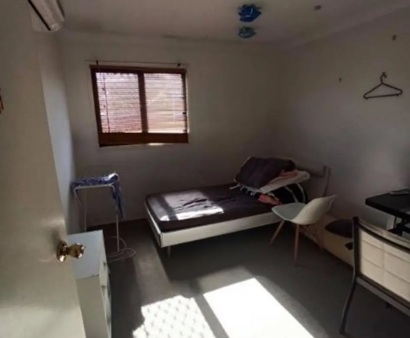 $200, Share-house, 3 bathrooms, Merrimac QLD 4226