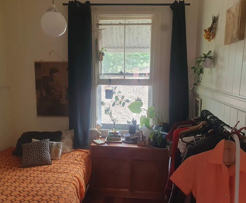 Unfurnished room in a share house