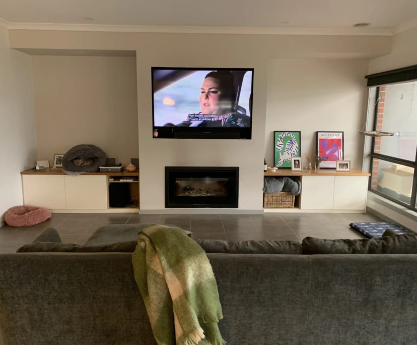 $330, Share-house, 3 bathrooms, Gisborne VIC 3437