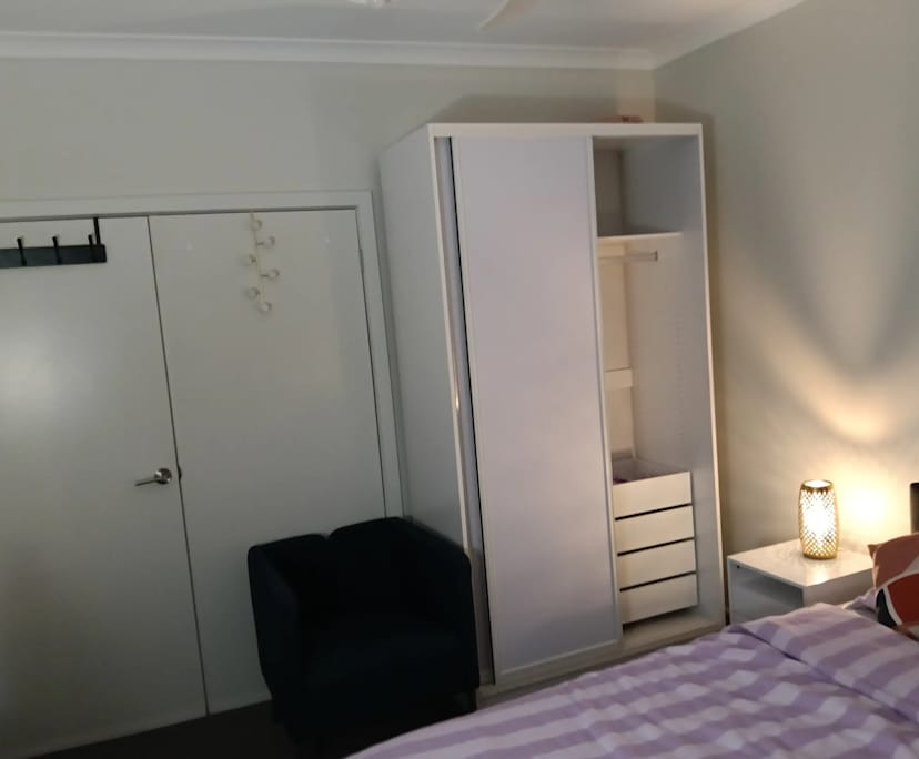 $330, Share-house, 5 bathrooms, Grovedale VIC 3216