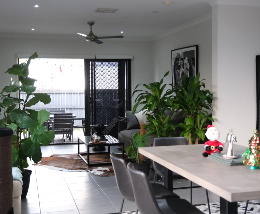 $320, Share-house, 4 bathrooms, Mount Gravatt East QLD 4122