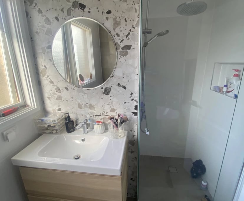 Furnished room with own bathroom