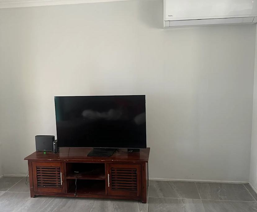 $350, Share-house, 3 bathrooms, Beenleigh QLD 4207