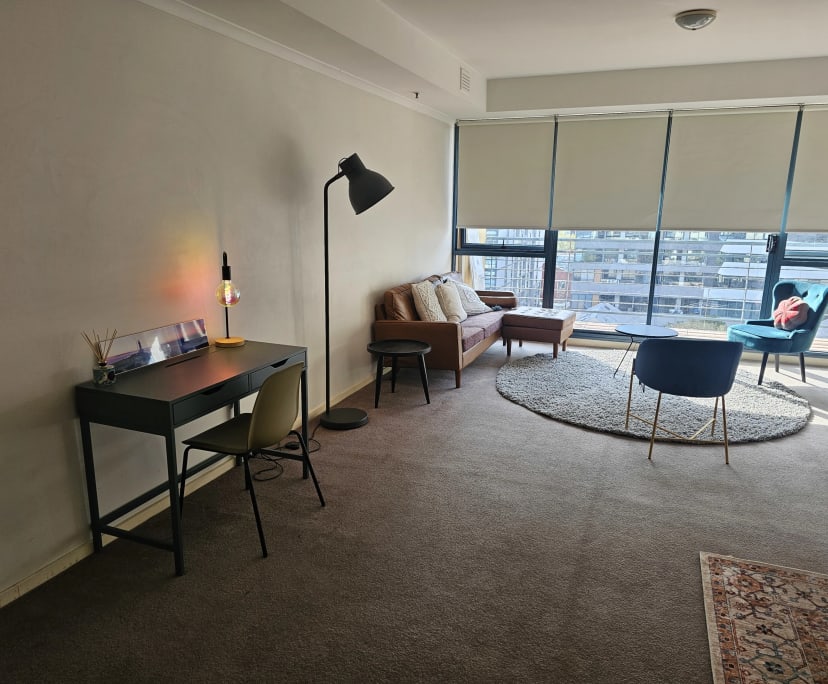 Furnished room in a flatshare