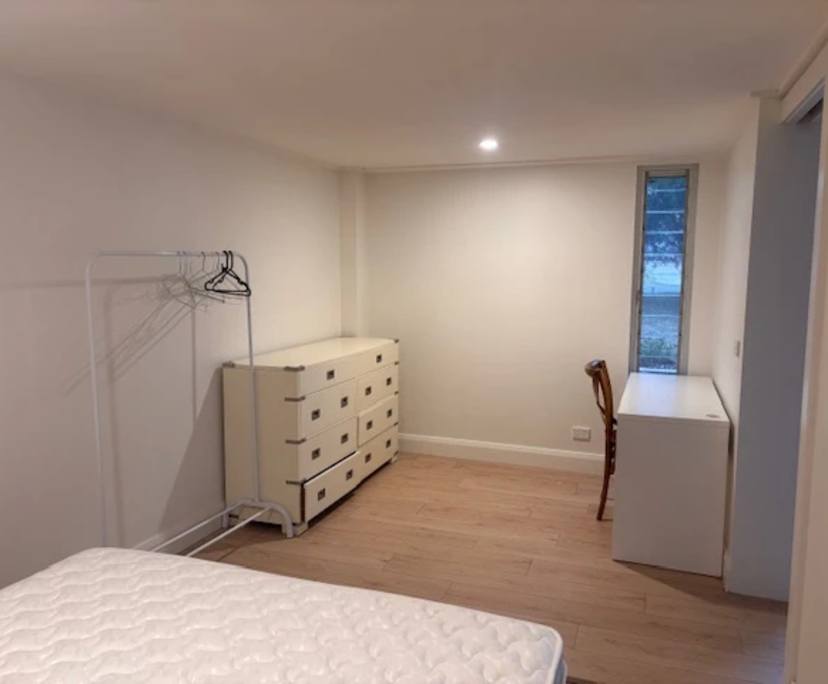 $700, 1-bed, 1 bathroom, Balgowlah Heights NSW 2093