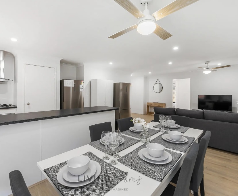 $210, Share-house, 6 bathrooms, Bertram WA 6167