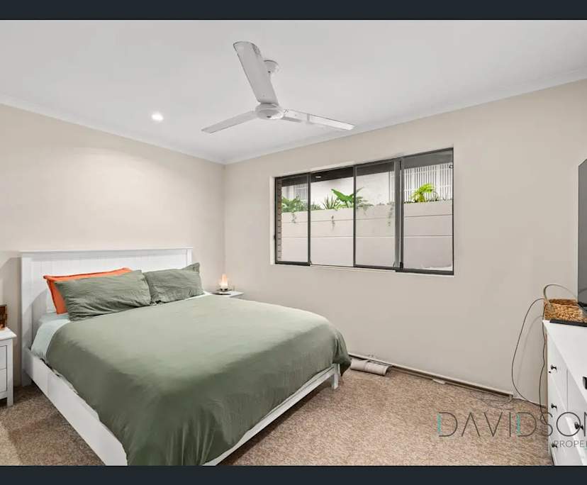 $500, Flatshare, 2 bathrooms, Broadbeach QLD 4218