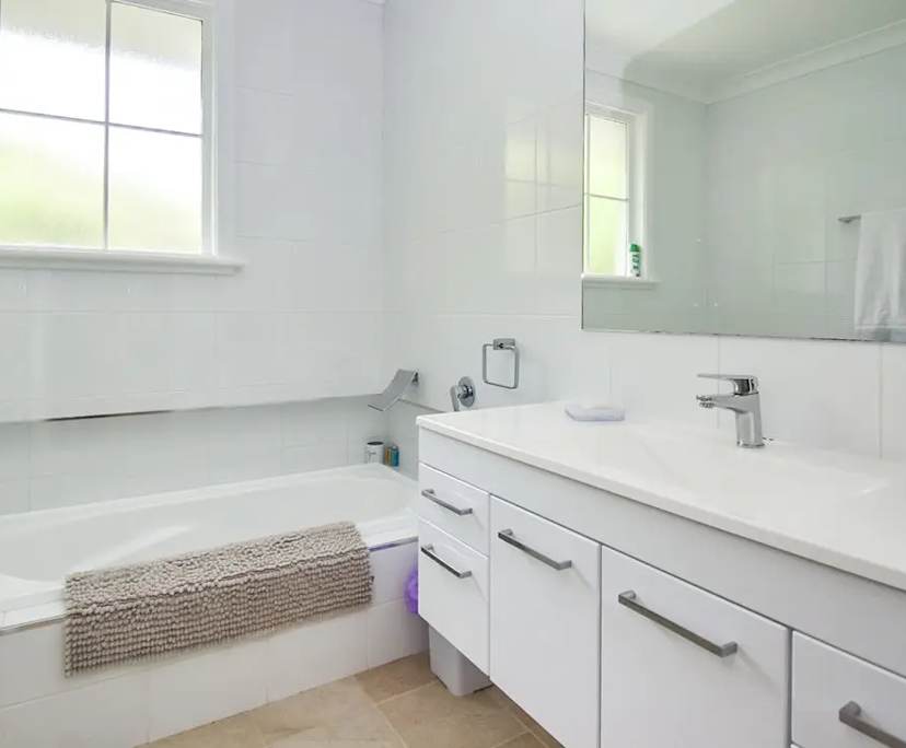 $300, Share-house, 3 bathrooms, Orange NSW 2800