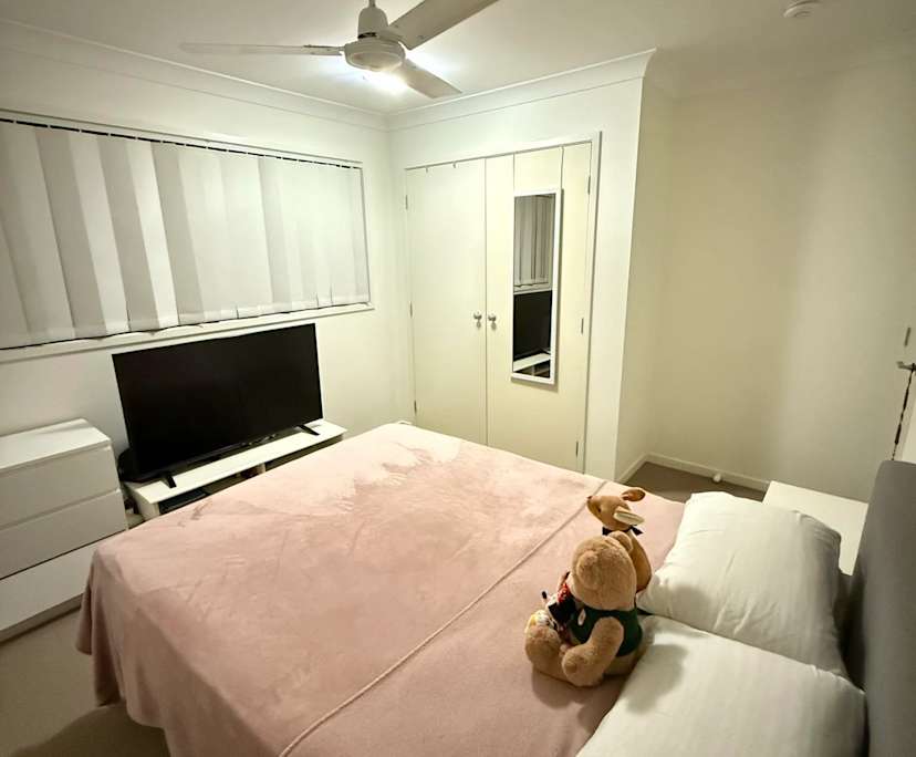 Furnished room with own bathroom