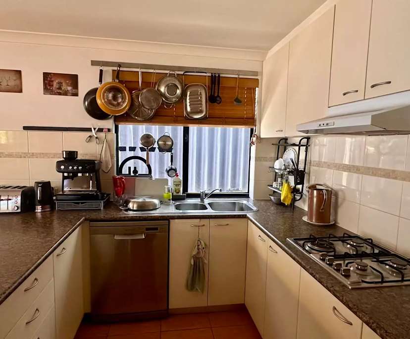 $250, Share-house, 4 bathrooms, Bibra Lake WA 6163