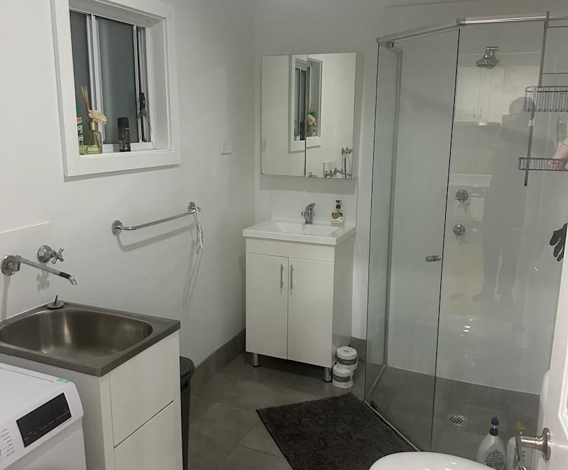 $240, Flatshare, 2 bathrooms, Charmhaven NSW 2263