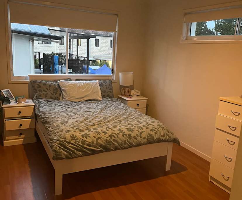 Unfurnished room in a flatshare