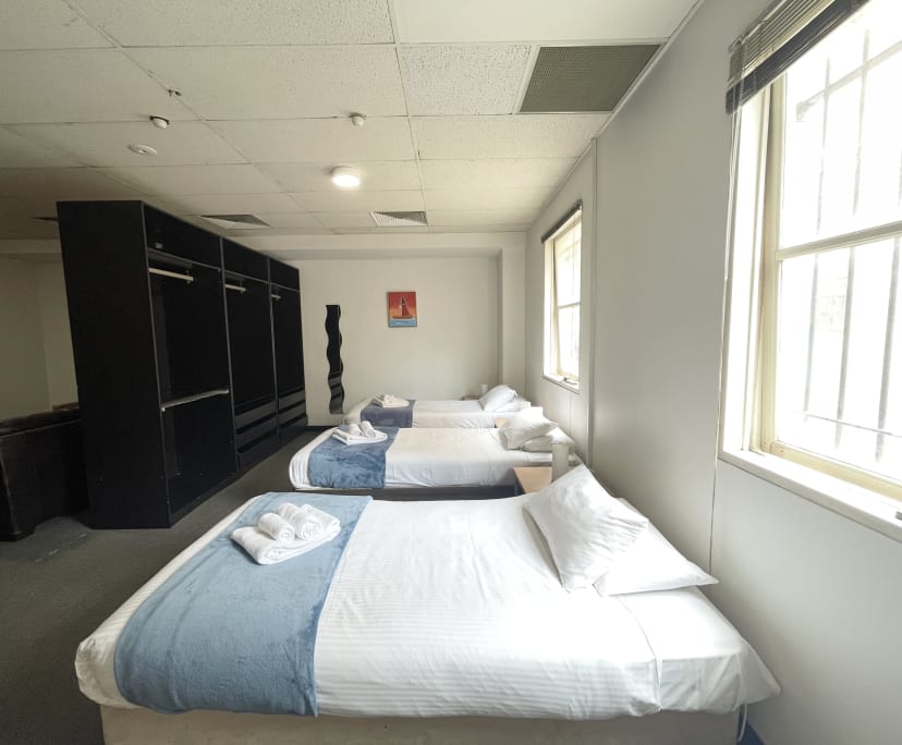 $640, Studio, 1 bathroom, West Melbourne VIC 3003