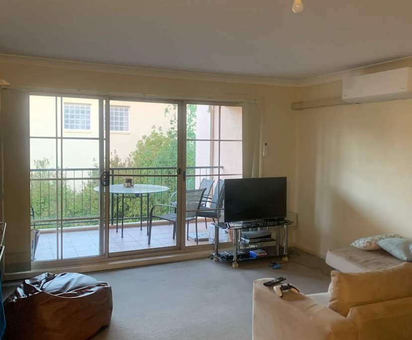 Unfurnished room with own bathroom