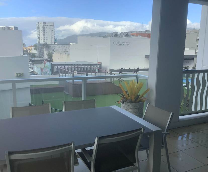 $300, Flatshare, 3 bathrooms, Cairns City QLD 4870