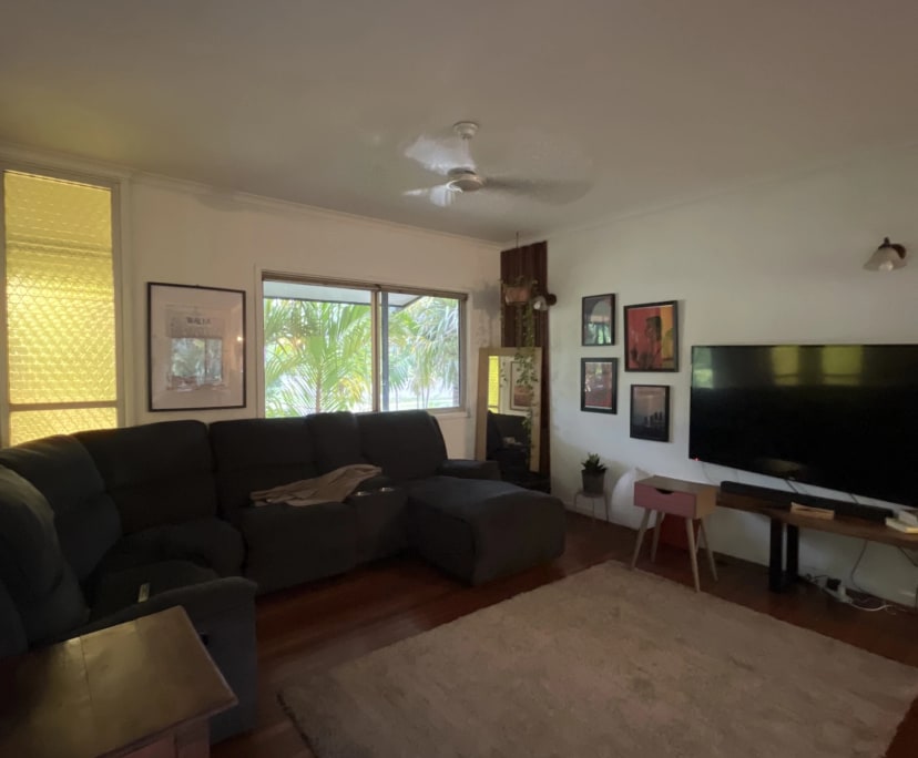 Room in a share house