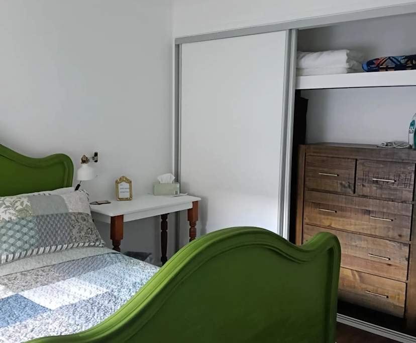 Whole property with 1 room for rent