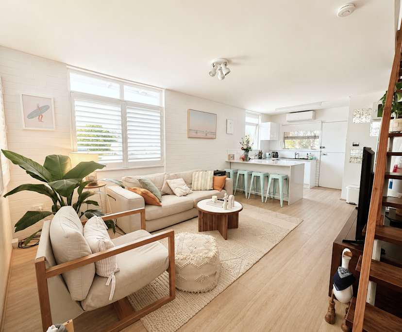 Whole property with 2 rooms for rent