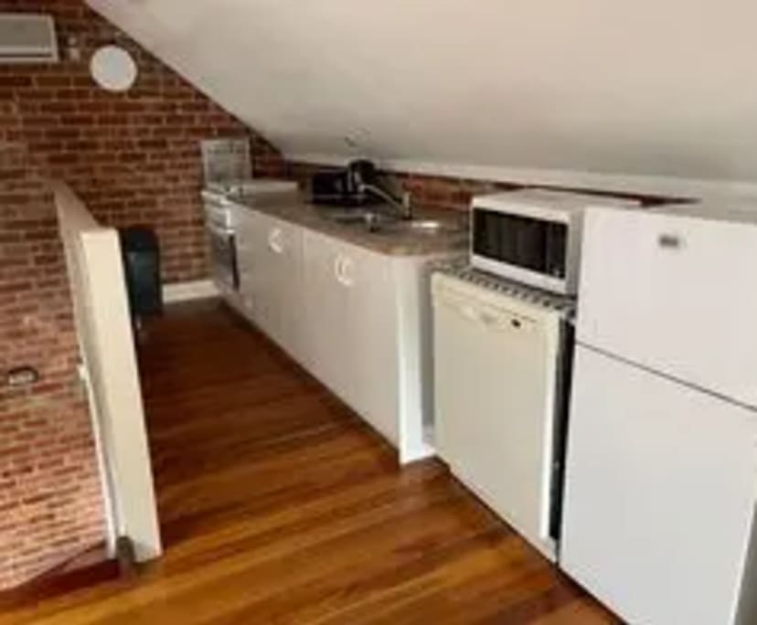 $375, Student-accommodation, 1 bathroom, Coburg North VIC 3058