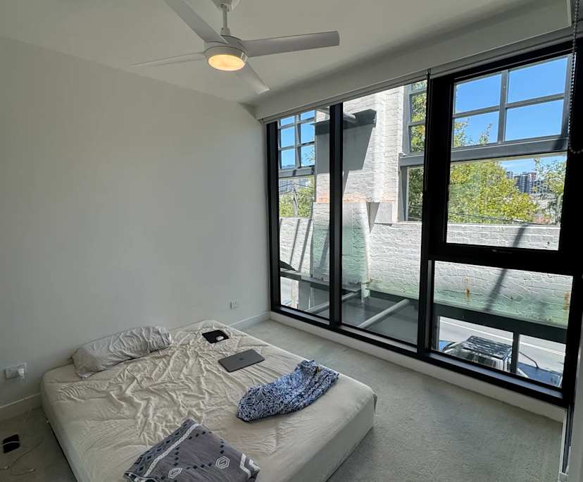 $809, Whole-property, 2 bathrooms, West Melbourne VIC 3003