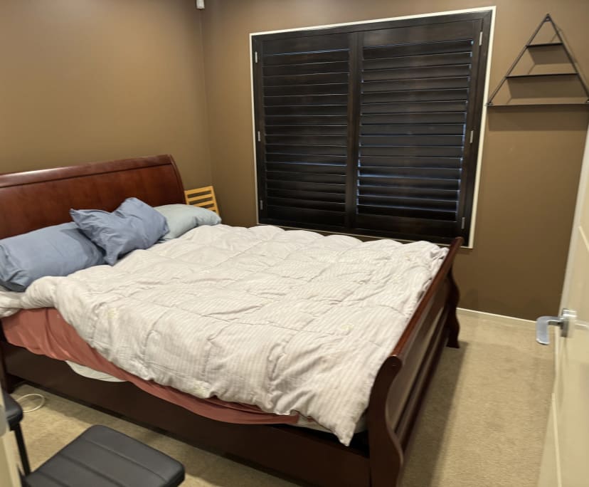 Furnished room with own bathroom