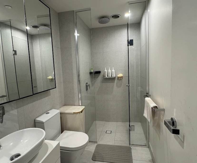 $590, Flatshare, 2 bathrooms, Melbourne VIC 3004