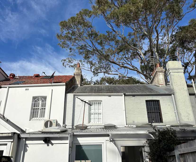 Whole property with 2 rooms for rent