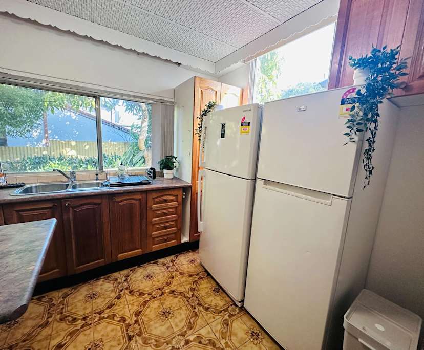 $390, Share-house, 6 bathrooms, Marrickville NSW 2204