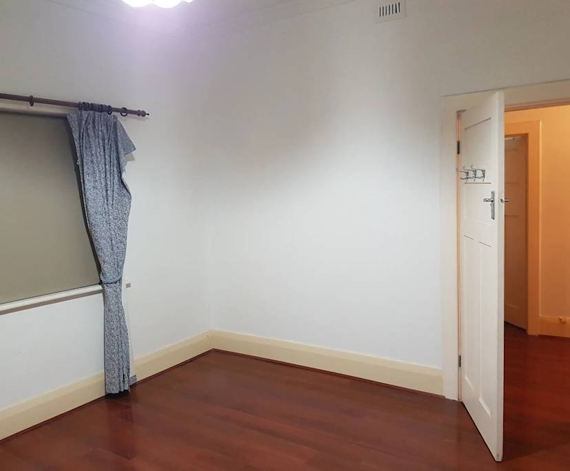 Unfurnished room in a share house