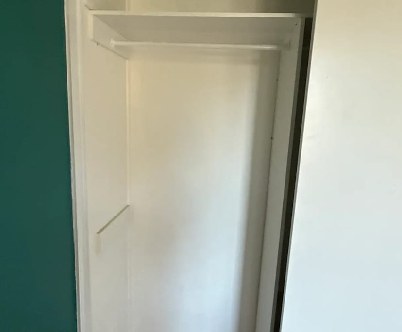 Unfurnished room in a share house