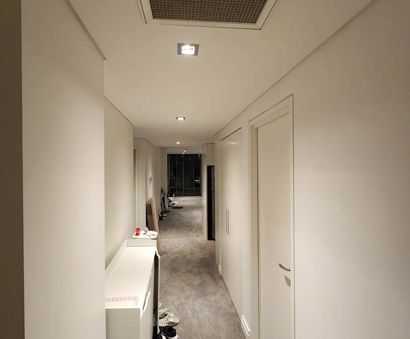 Unfurnished room with own bathroom