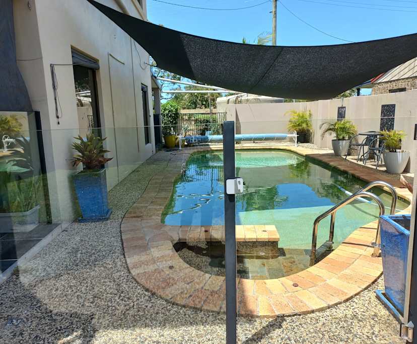 Furnished room in a share house