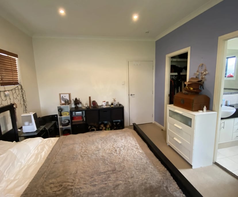 Room with ensuite in a share house