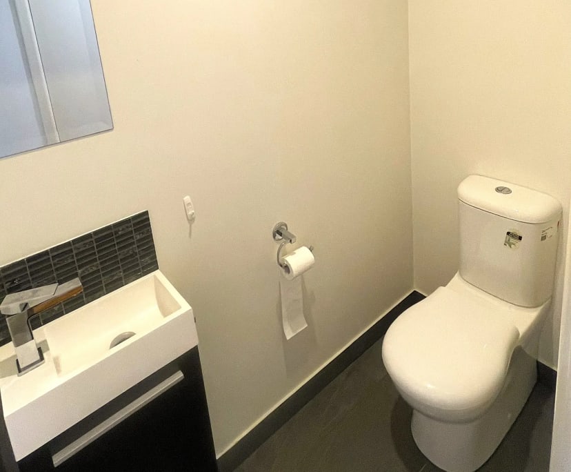 $350, Share-house, 6 bathrooms, Bentleigh East VIC 3165