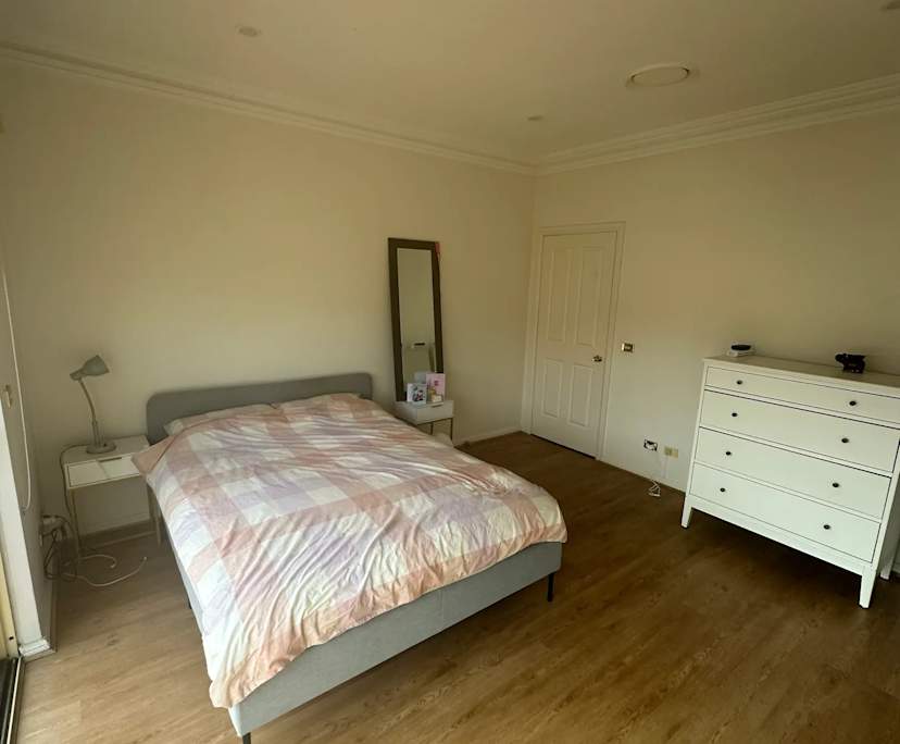 Furnished room in a share house