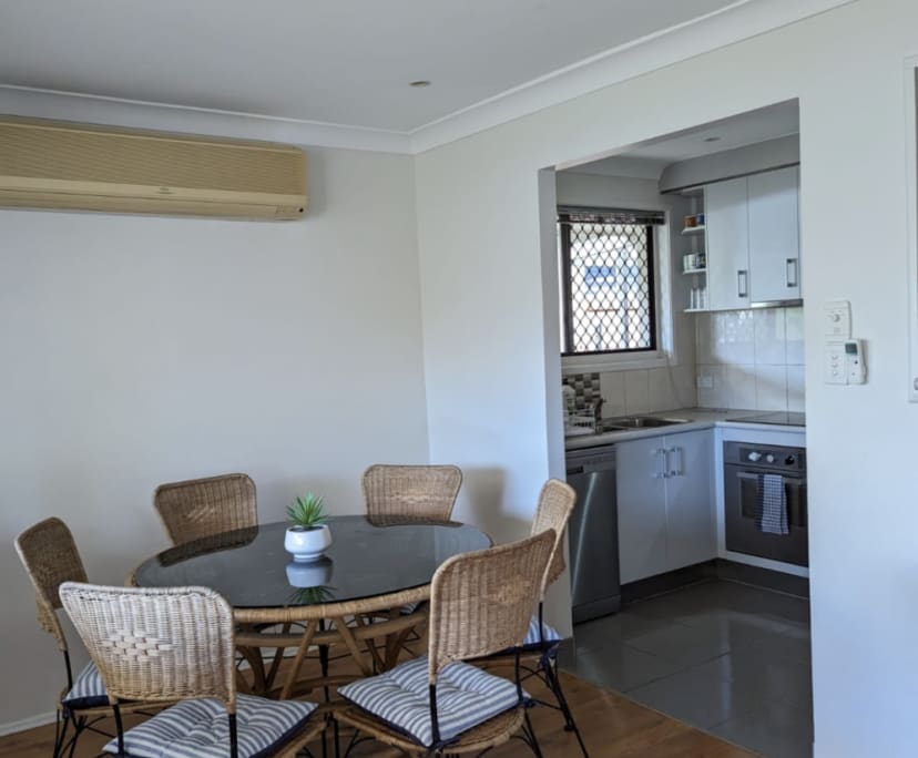 Furnished room in a share house