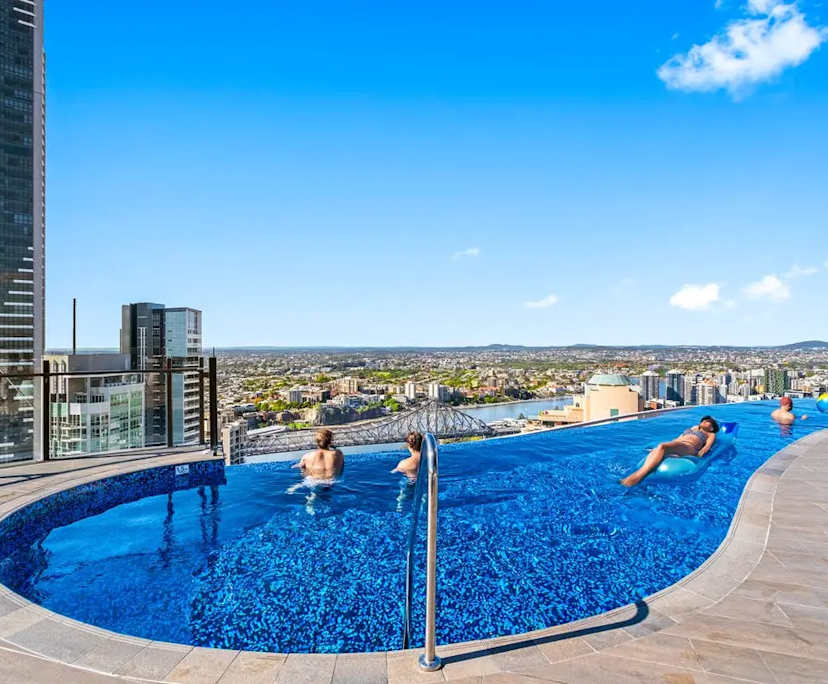 $850, Whole-property, 2 bathrooms, Brisbane City QLD 4000