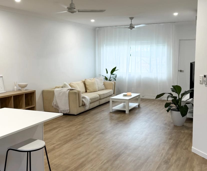 $500, Share-house, 3 bathrooms, Cannonvale QLD 4802